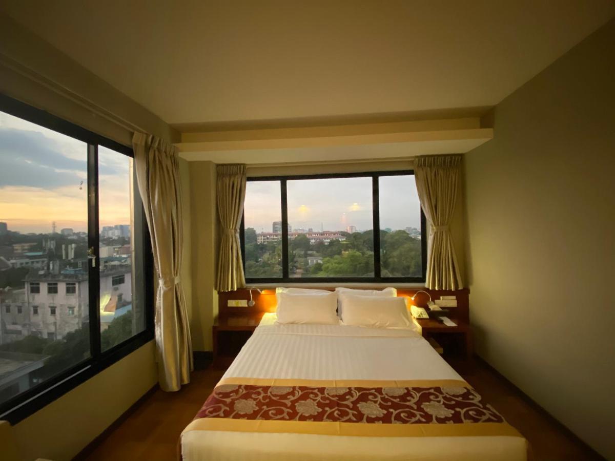 My Dream Hotel Yangon Exterior foto